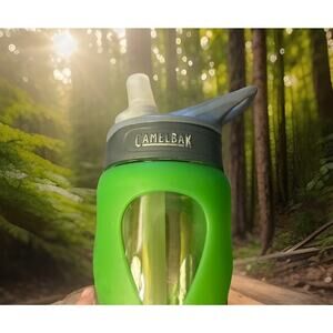 Camelbak, Eddy Glass Green Water Bottle In Aqua Silicone Sleeve w/ Straw 24 Oz.